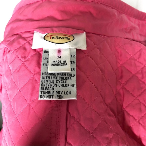 Talbots quilted lightweight vest, snap closure - Picture 5 of 6